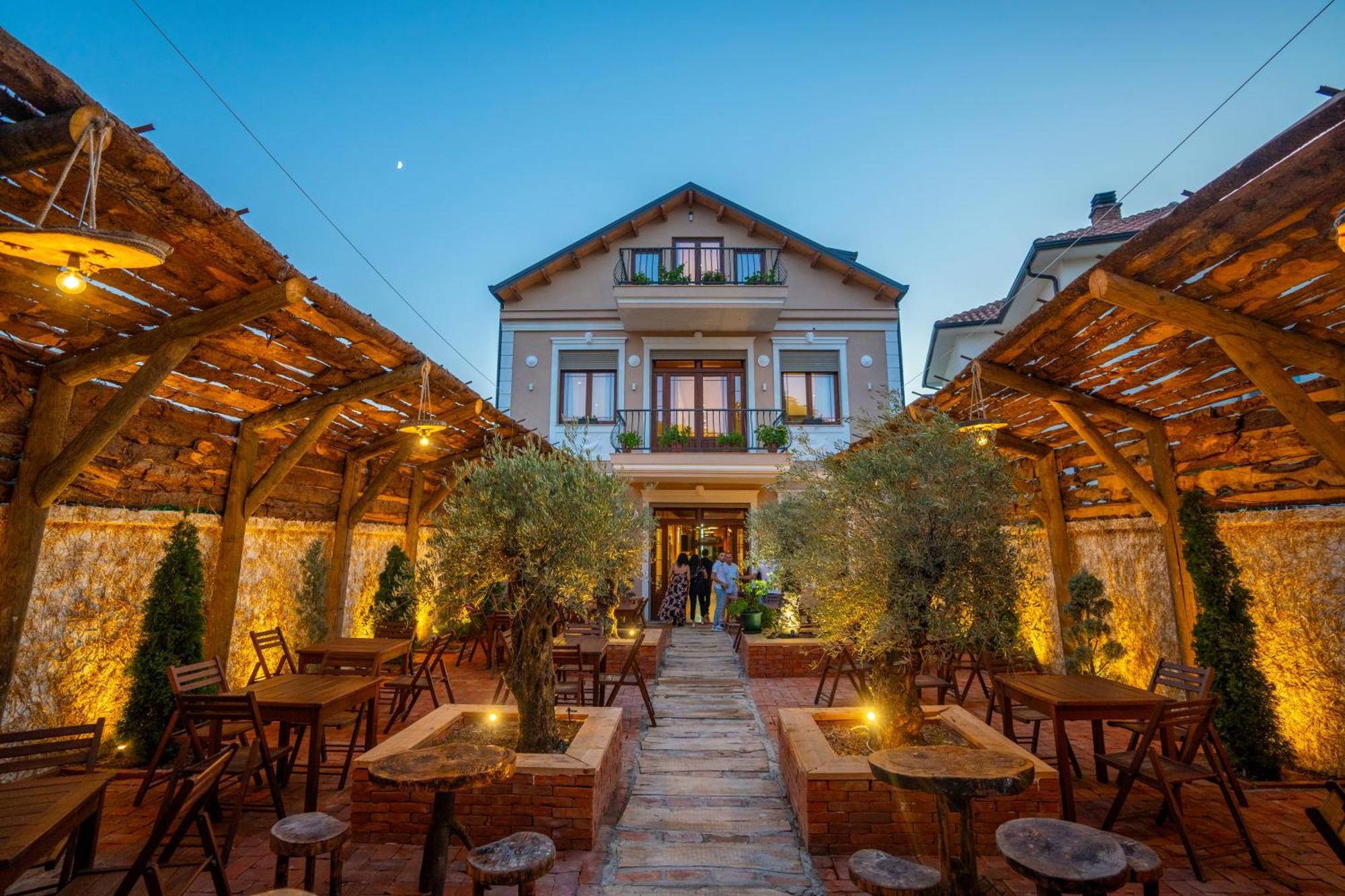 Gjuhadoli Hotel Restaurant Shkodër Exterior foto