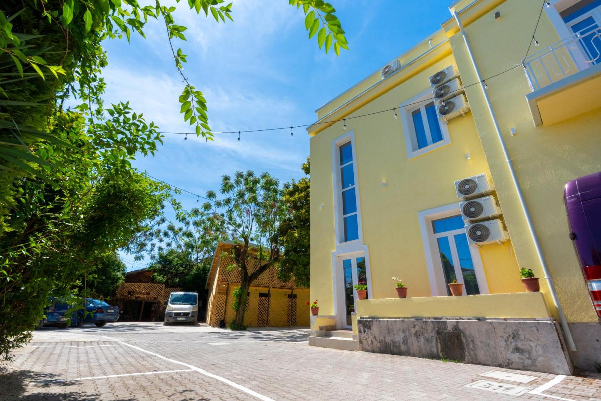 Gjuhadoli Hotel Restaurant Shkodër Exterior foto