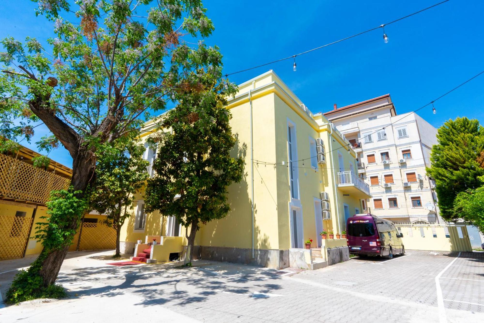 Gjuhadoli Hotel Restaurant Shkodër Exterior foto